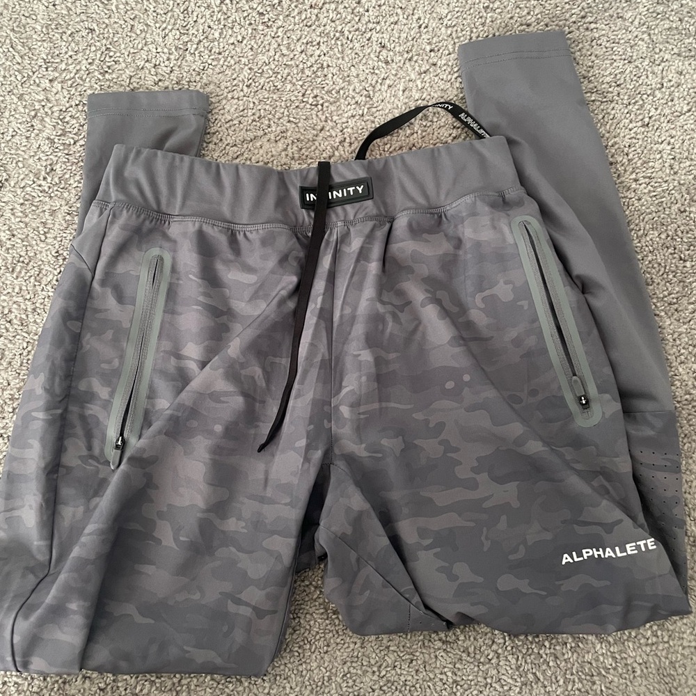 Alphalete joggers